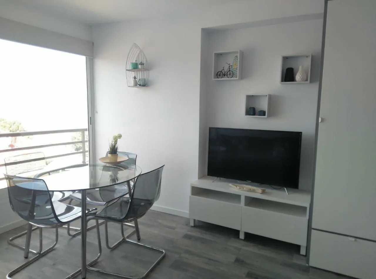 Bsb Surf&Beach Apartment סאלו 0*,  ספרד