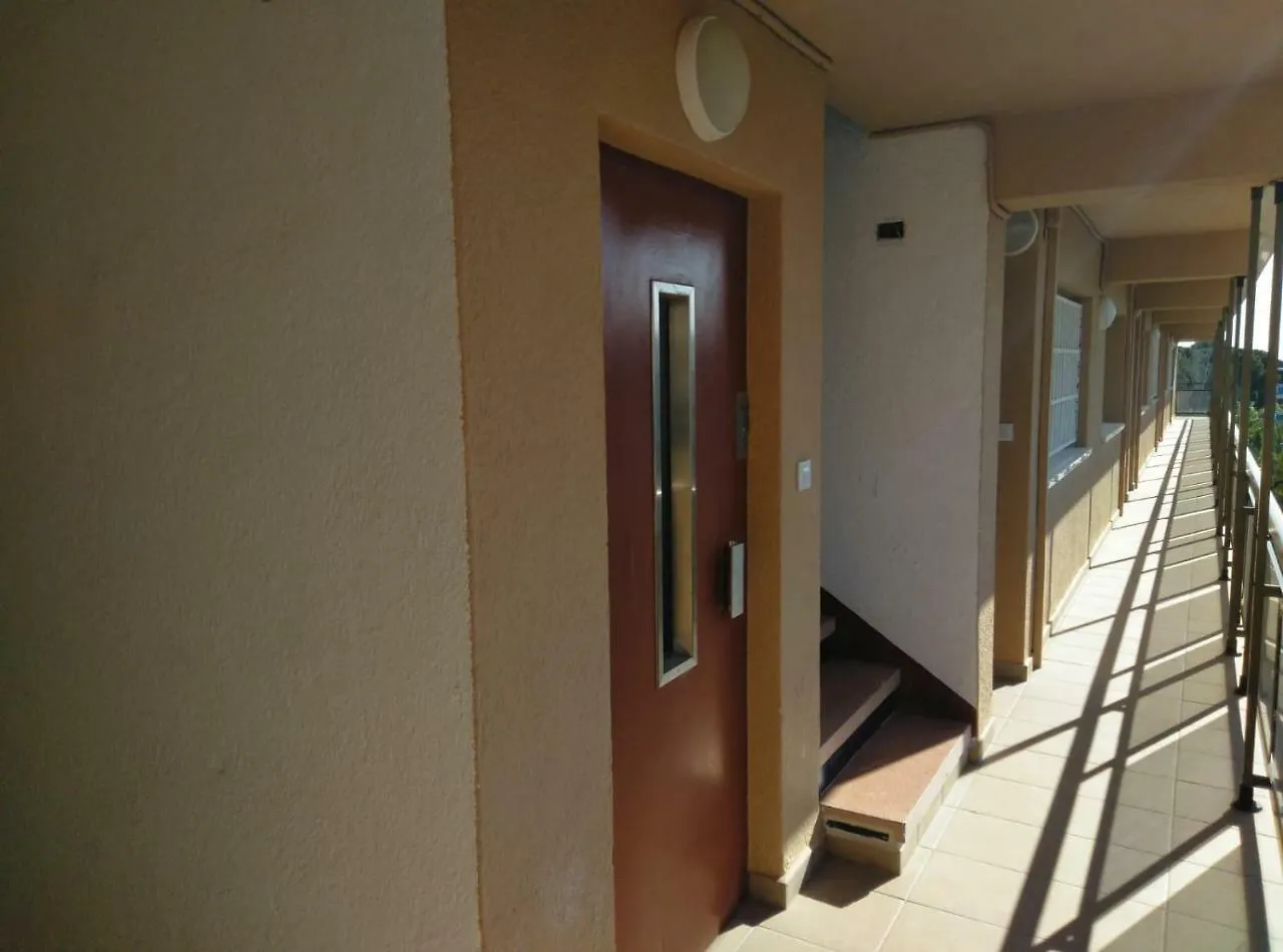 Bsb Surf&Beach Apartment סאלו 0*,  ספרד